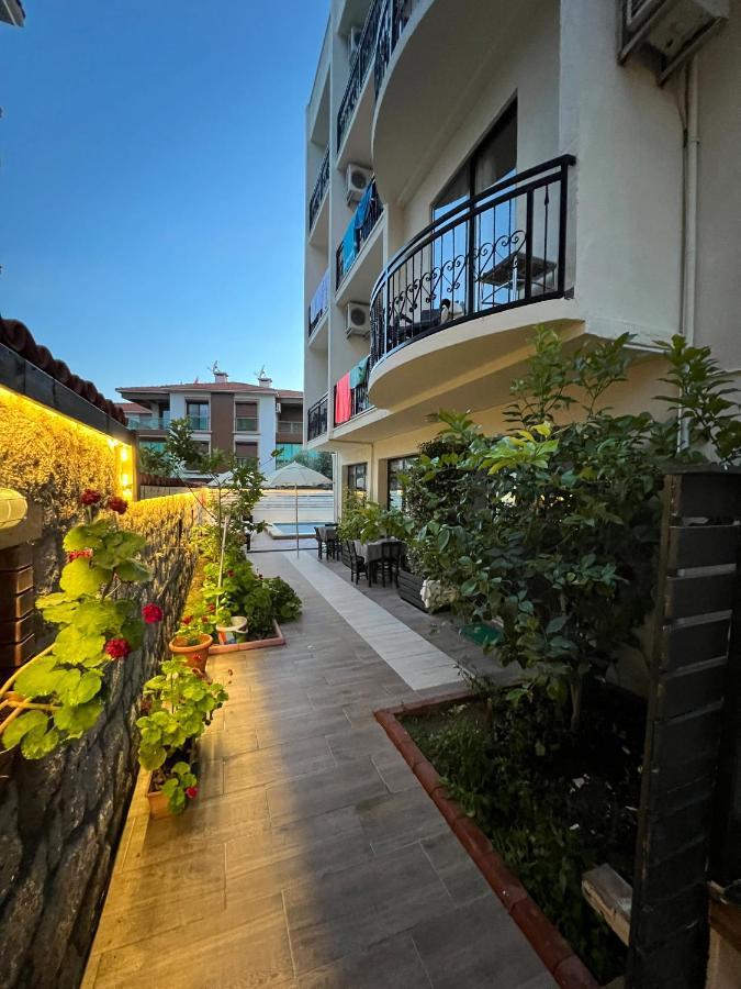 Bayram Hotel Çeşme Exterior foto