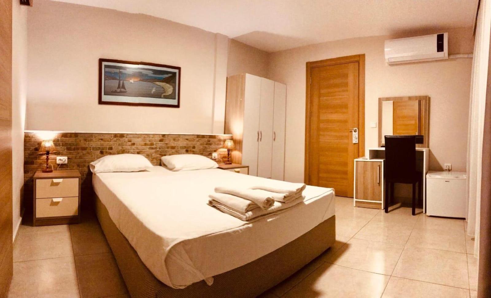 Bayram Hotel Çeşme Exterior foto